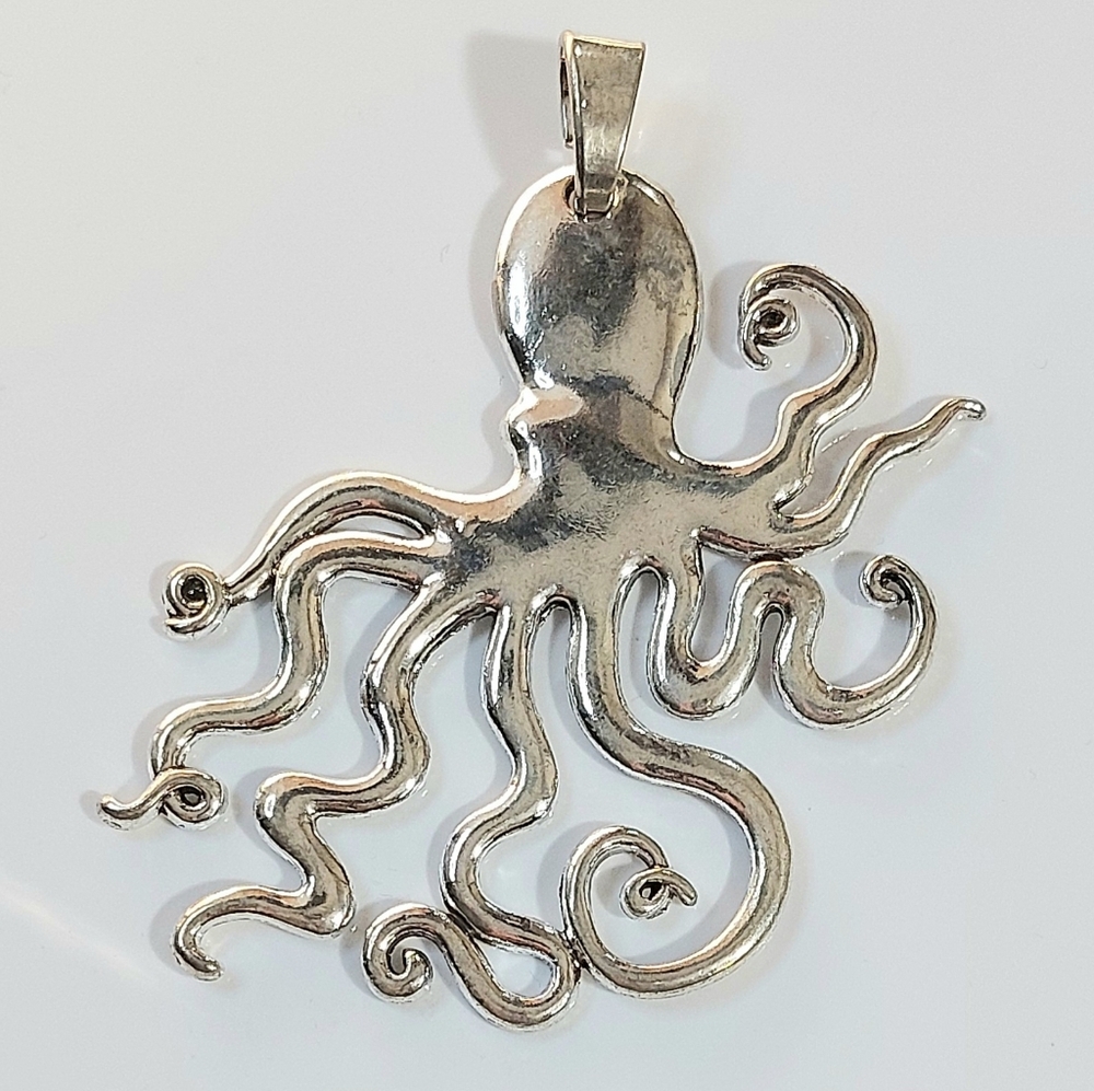 Octopus Squid Necklace Pendant - Womens Jewelry Ocean Life